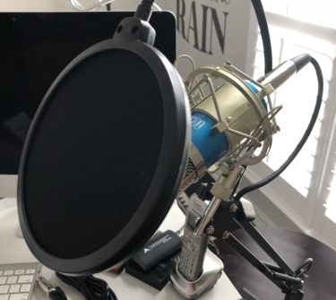 3 Things to Expect and 3 Hacks for Launching Your Podcast